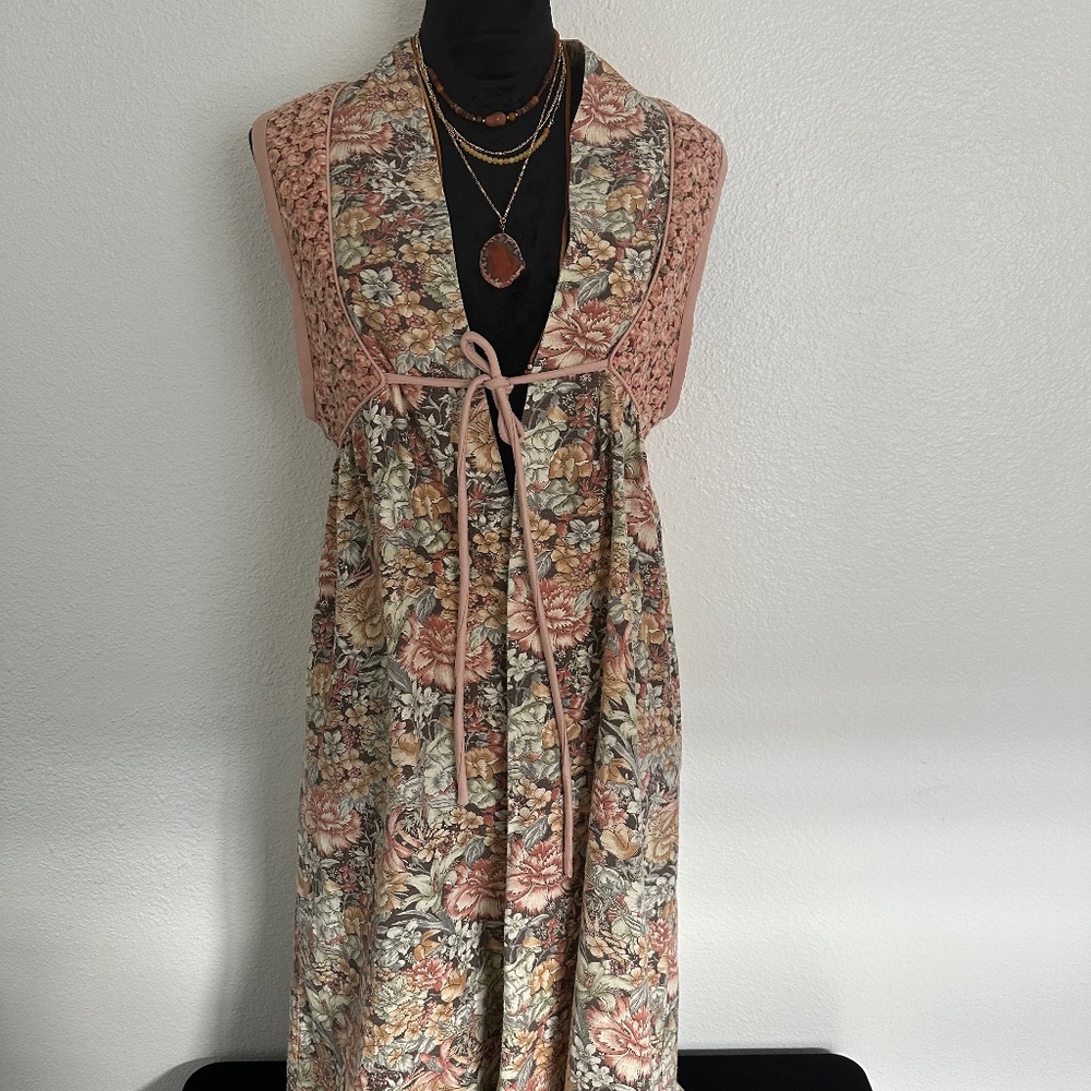 Bohemian long floral Dress Vest. Size s/m